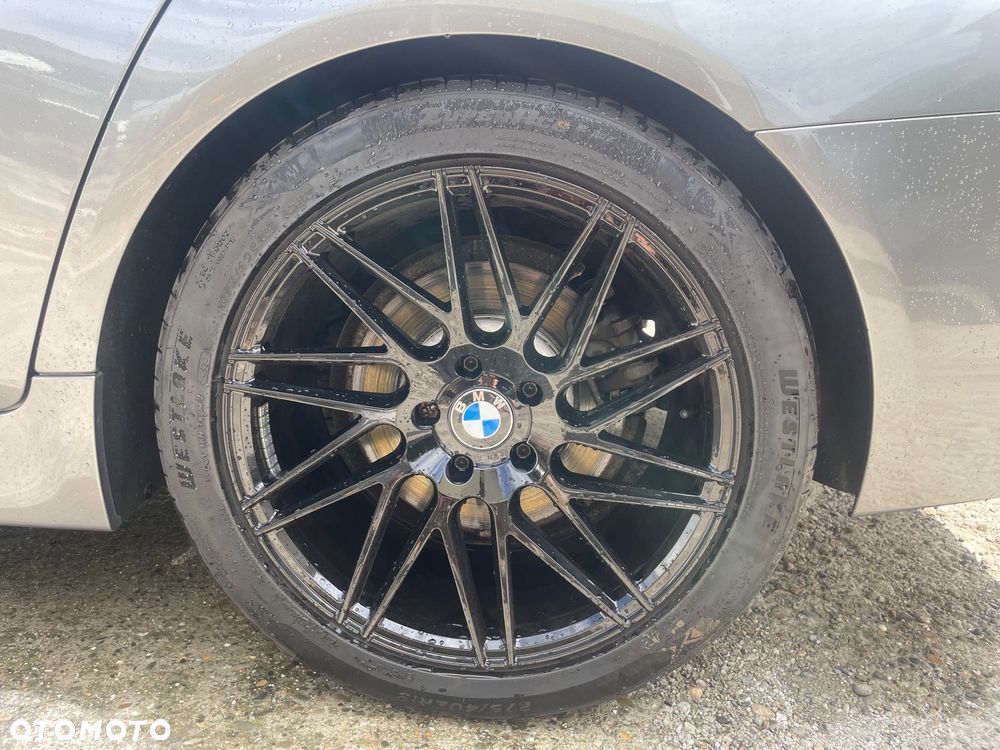 BMW Seria 5 520d Touring - 10