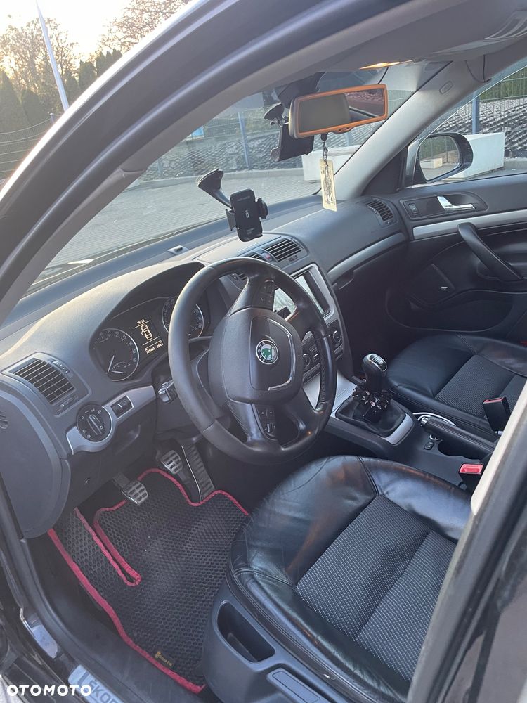 Skoda Octavia 2.0 TDI DPF IMPULS EDITION - 17