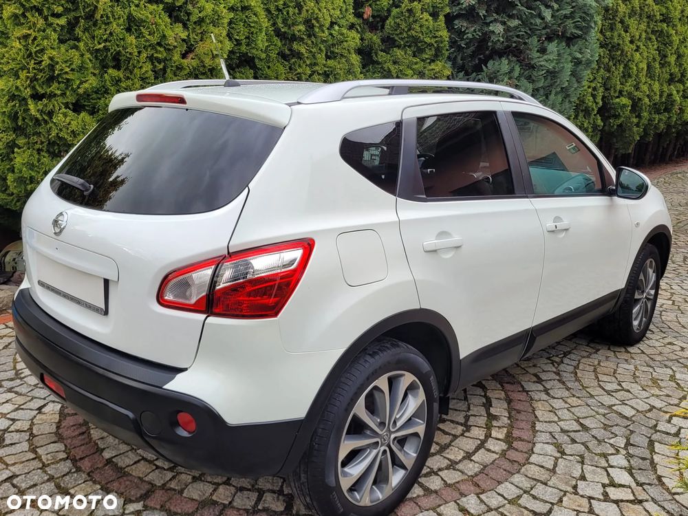 Nissan Qashqai 2.0 4x4 Tekna - 5