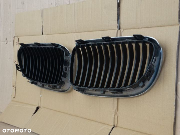 BMW E92 E93 LIft E90 Coupe Nerki Atrapa Grill Komplet Igła - 4