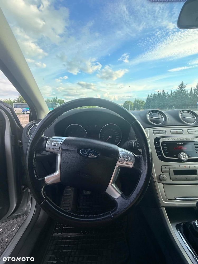 Ford Mondeo 2.0 TDCi Titanium - 14