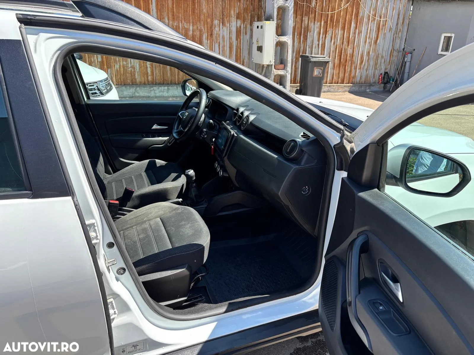 Dacia Duster 1.5 Blue dCi 4WD Comfort - 10