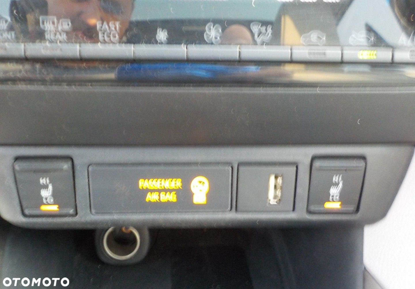Toyota Yaris - 37