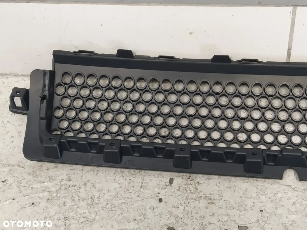 LAND ROVER DEFENDER II L663 GRILL ATRAPA CHŁODNICY ORYGINAŁ - 7