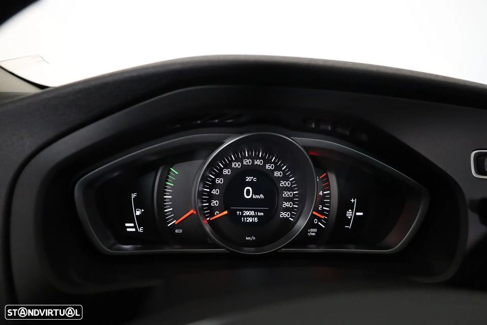 Volvo V40 2.0 D2 Momentum - 22