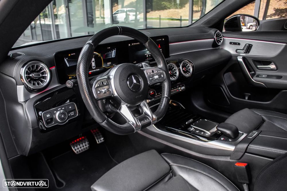 Mercedes-Benz CLA 35 AMG 4Matic - 28