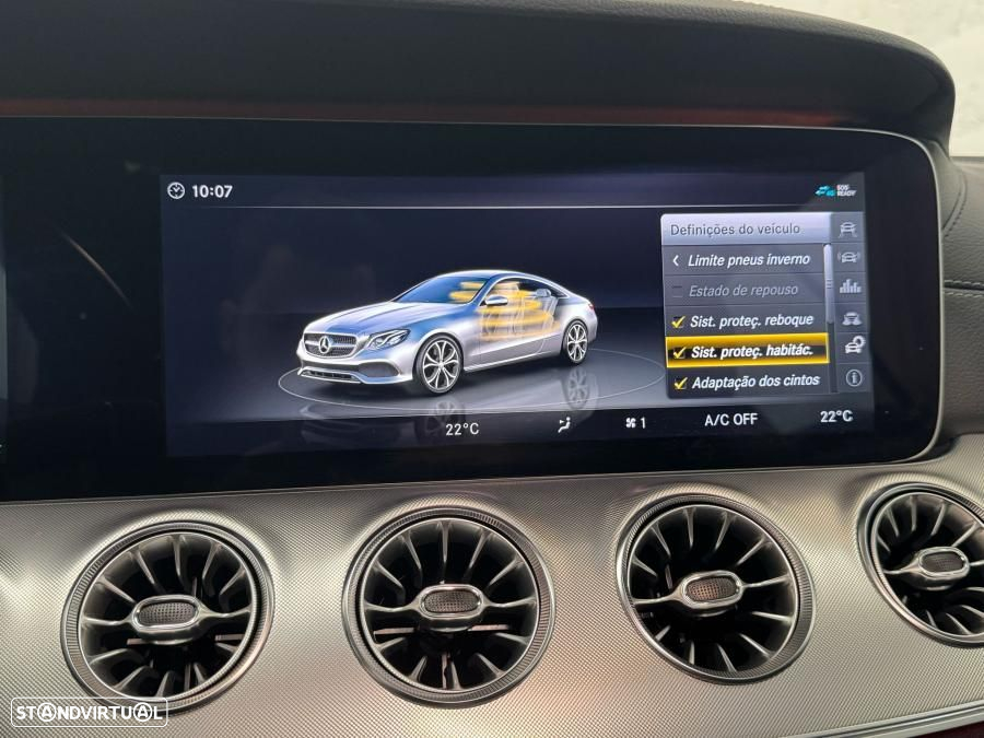 Mercedes-Benz E 220 d AMG Line - 39