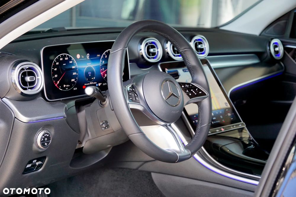Mercedes-Benz Klasa C 180 mHEV Avantgarde - 18