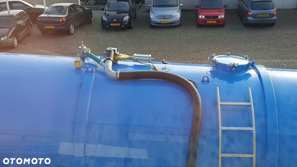 D-TEC Tanktrailer SV2006 - 13