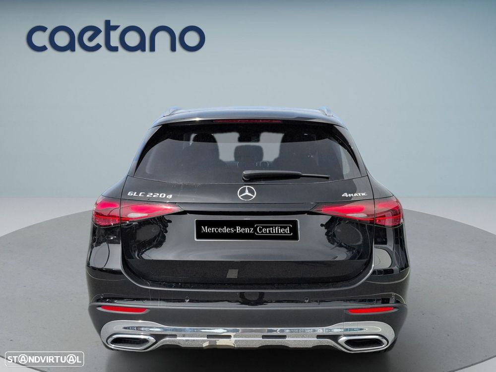 Mercedes-Benz GLC 220 d 4Matic — fotografia 7