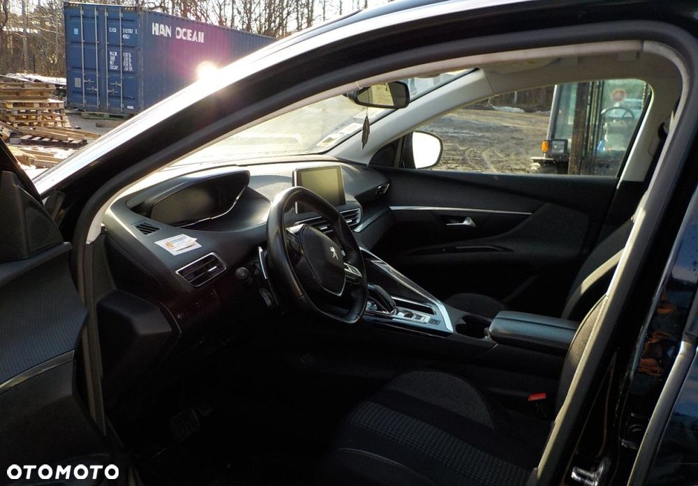 Peugeot 5008 - 15