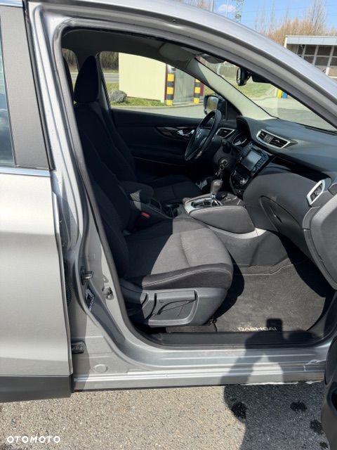 Nissan Qashqai 1.2 DIG-T Xtronic TEKNA - 27