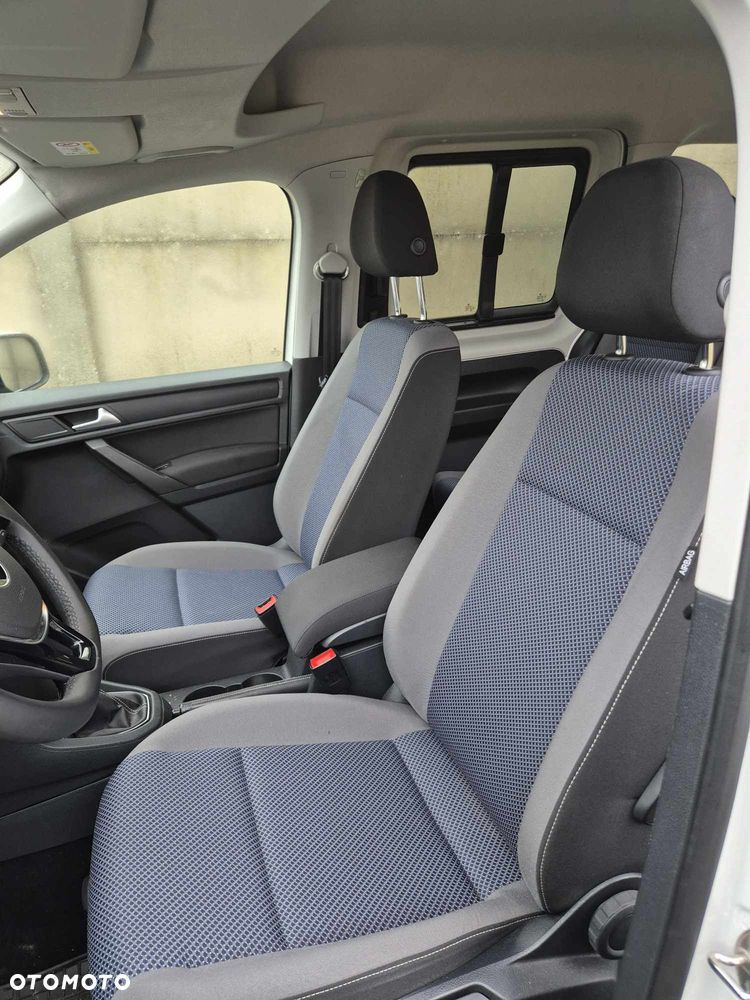 Volkswagen Caddy Maxi 2.0 TDI Trendline Mixt 4Motion - 7