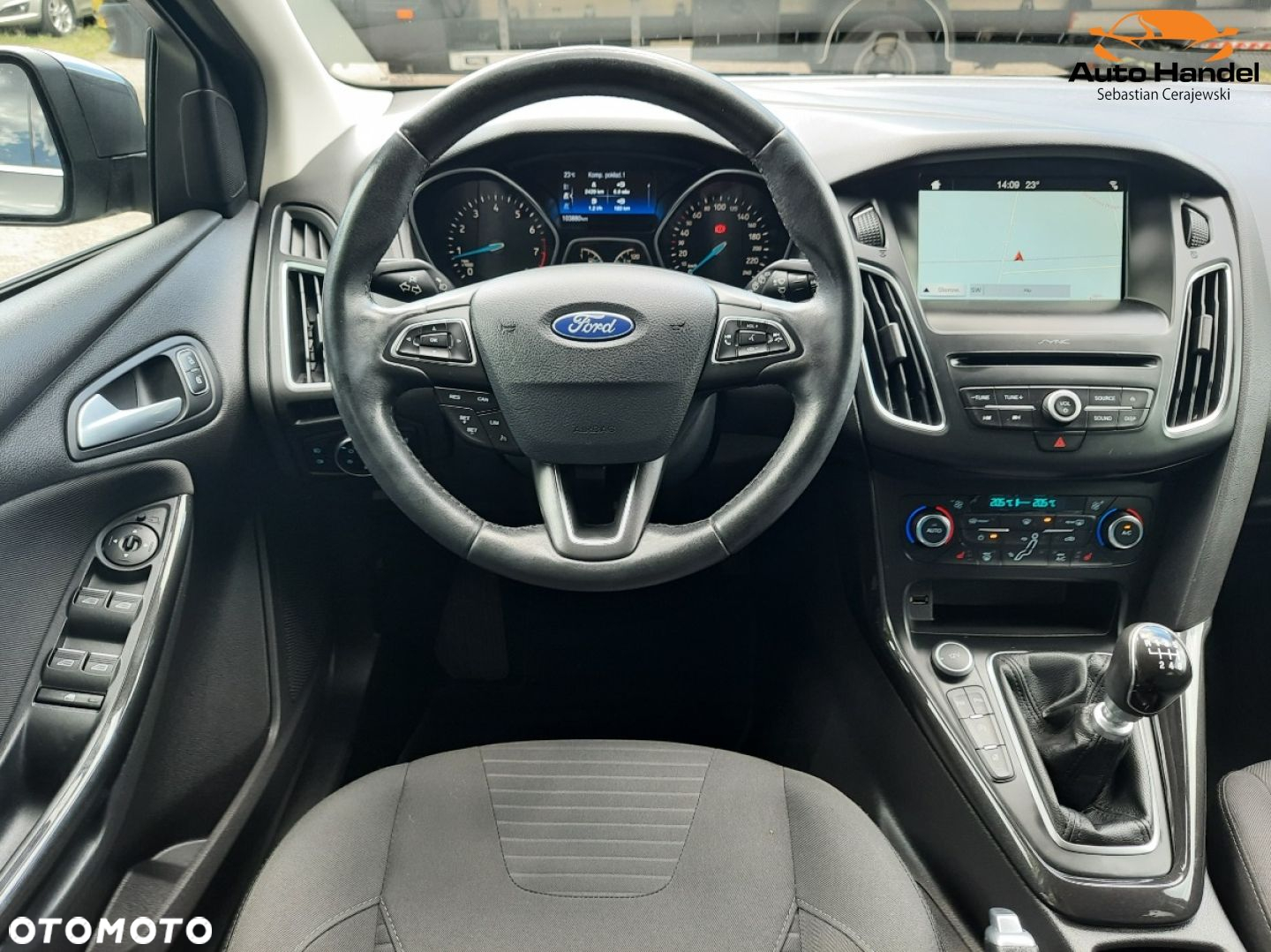 Ford Focus 1.5 EcoBoost Start-Stopp-System TITANIUM - 40
