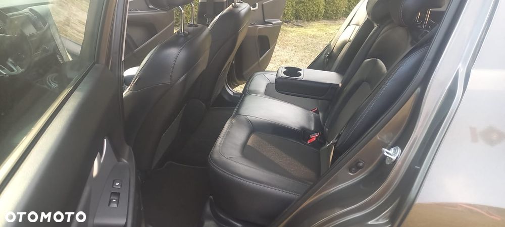 Kia Sportage 2,0 CRDI AWD Spirit - 19