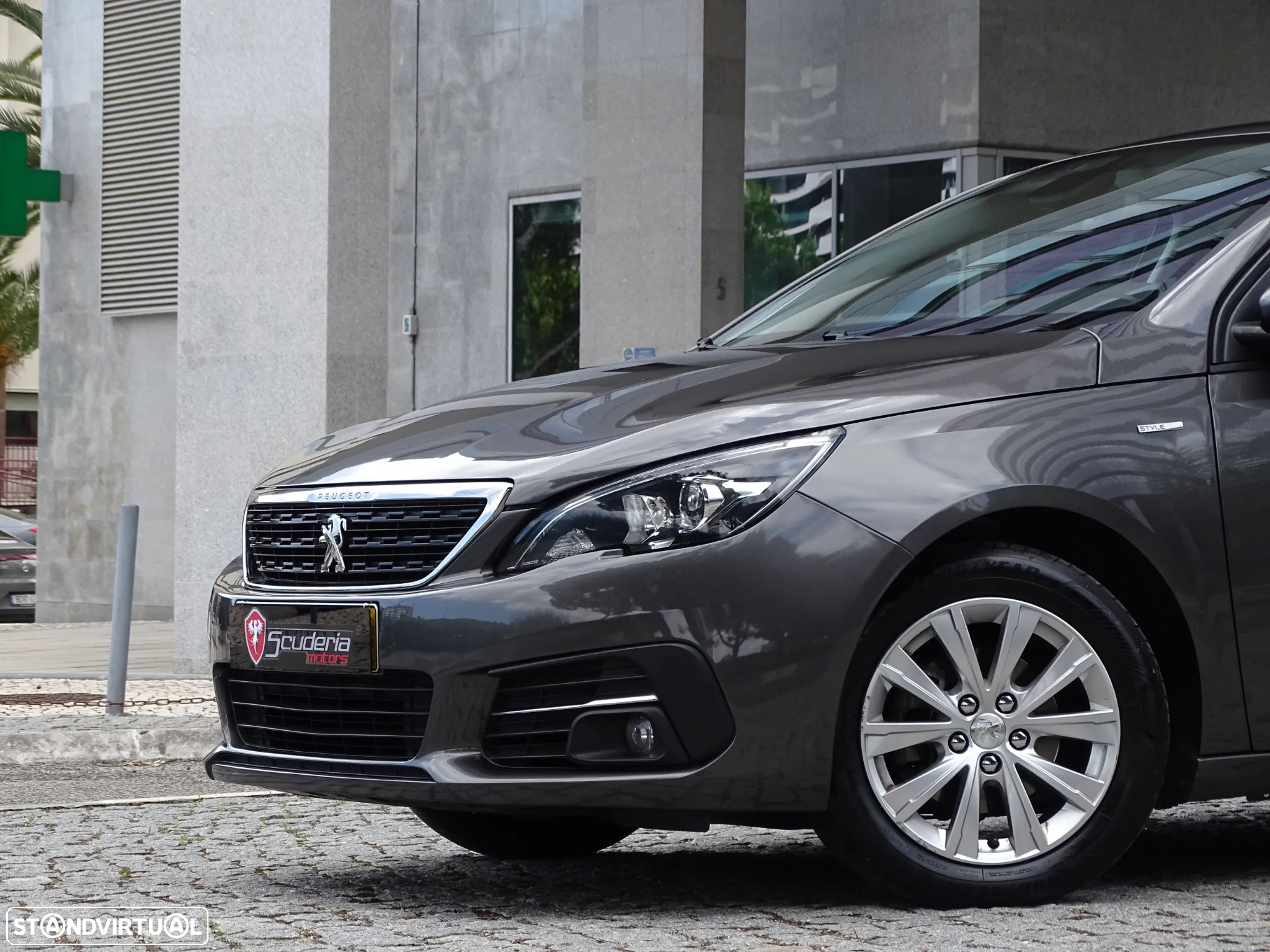 Peugeot 308 SW 1.5 BlueHDi Style - 14