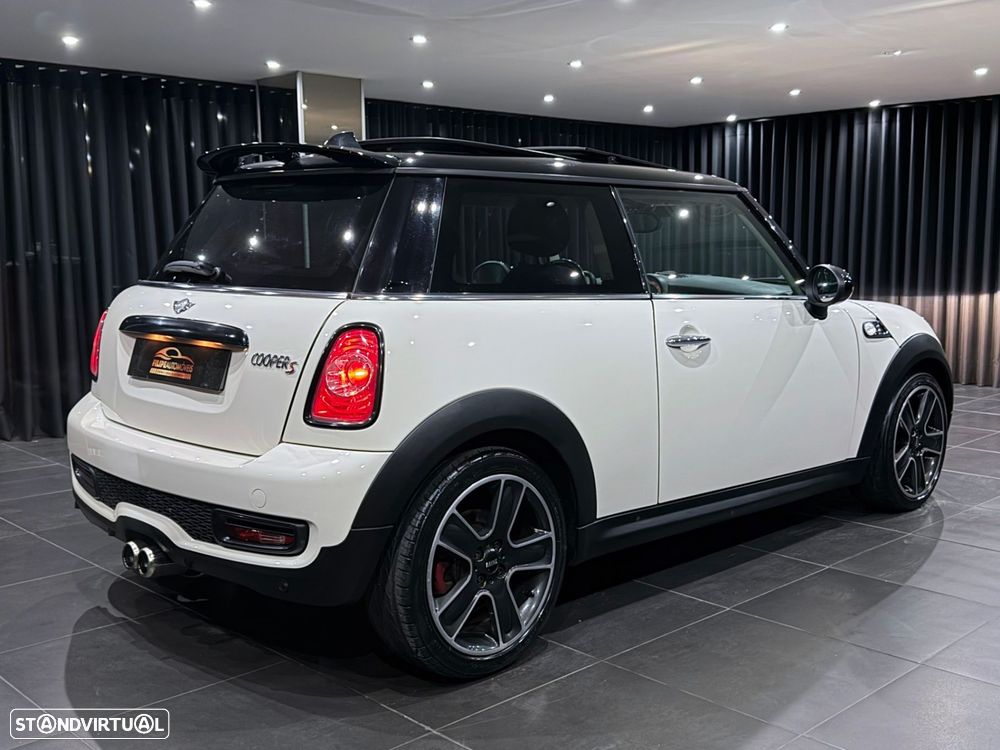 MINI 3 Portas Cooper S - 8