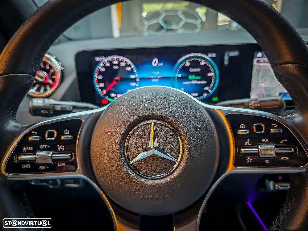 Mercedes-Benz EQA 250 - 32