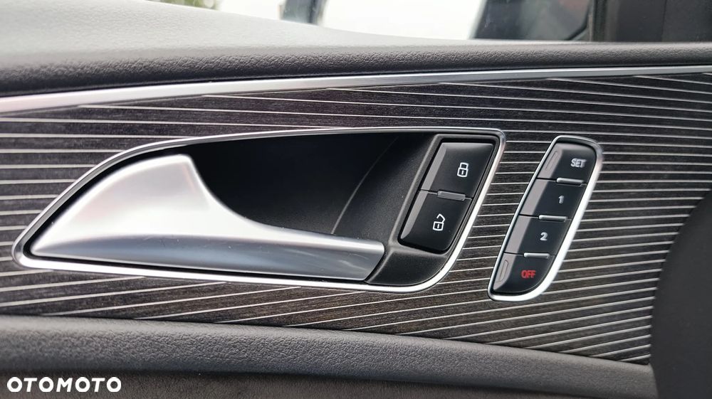 Audi A6 Avant - 16