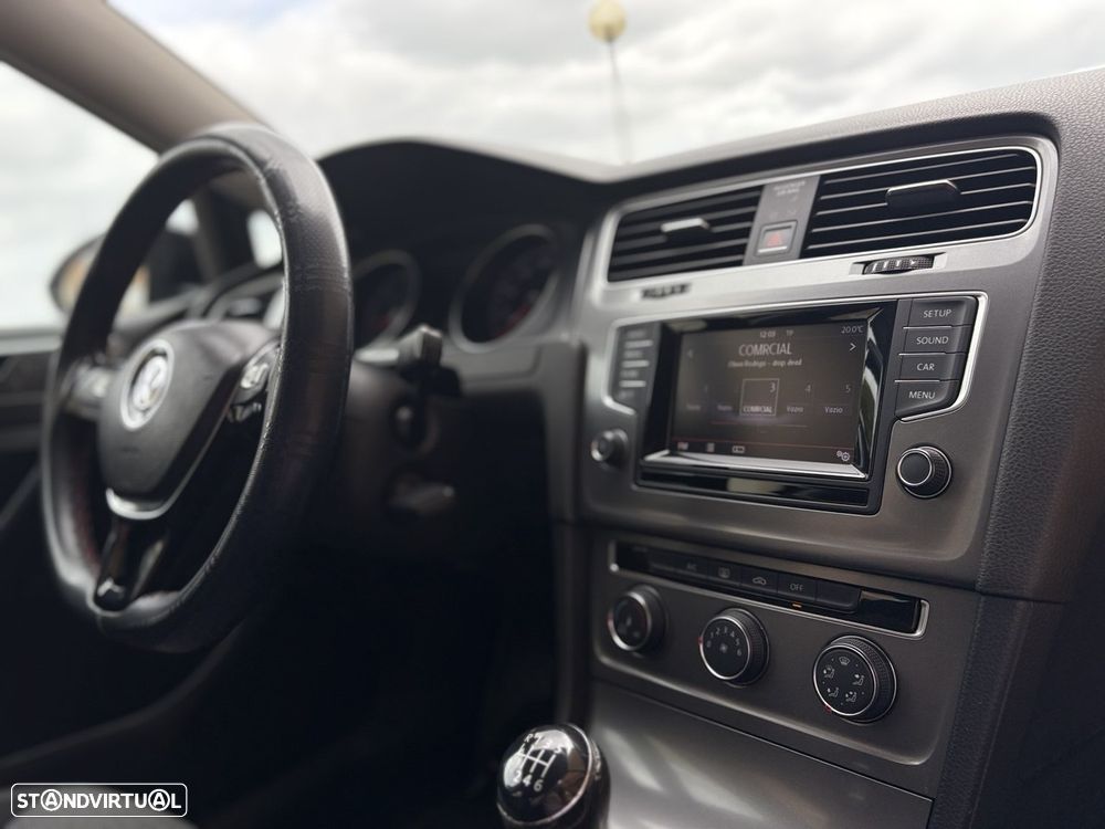 VW Golf 1.6 TDi BlueMotion Trendline - 15