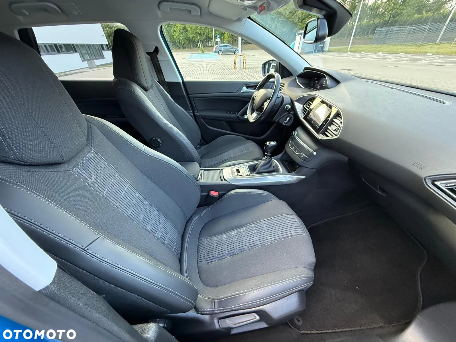 Peugeot 308 SW BlueHDi 130 Allure - 17