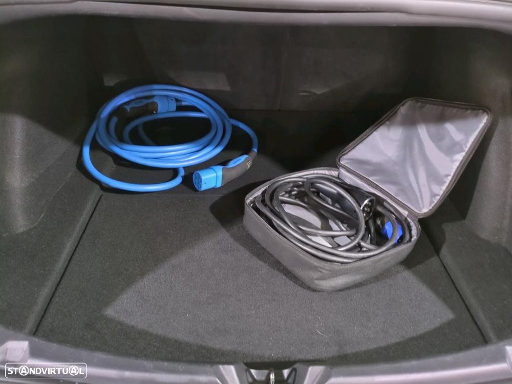Tesla Model 3 Performance Dual Motor AWD - 11