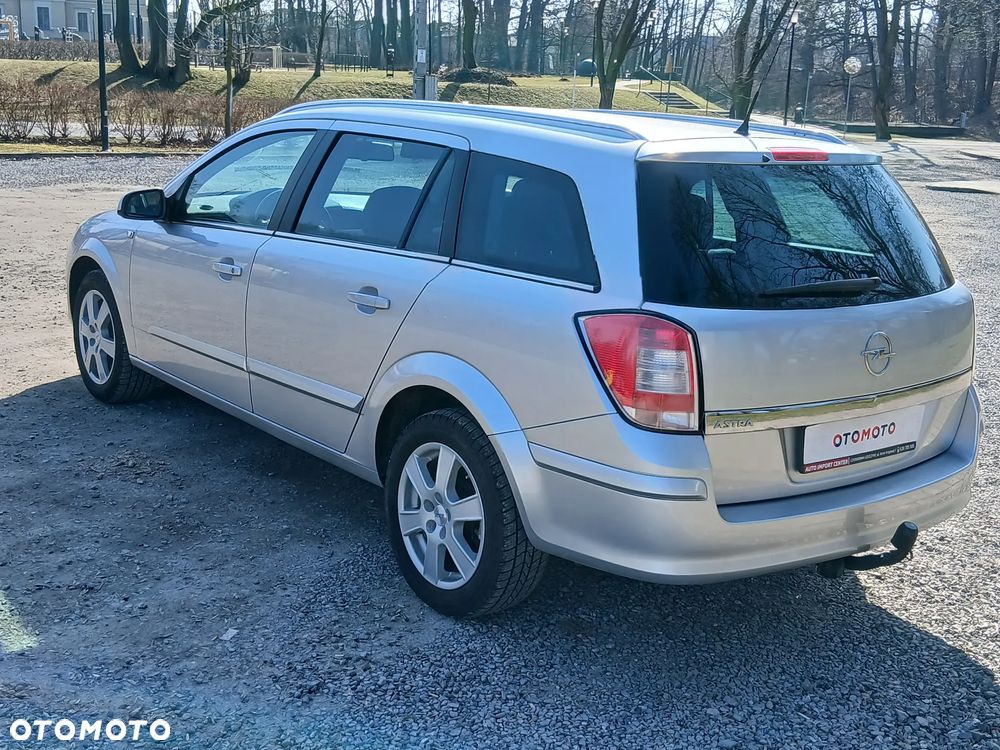 Opel Astra 1.6 Style - 29