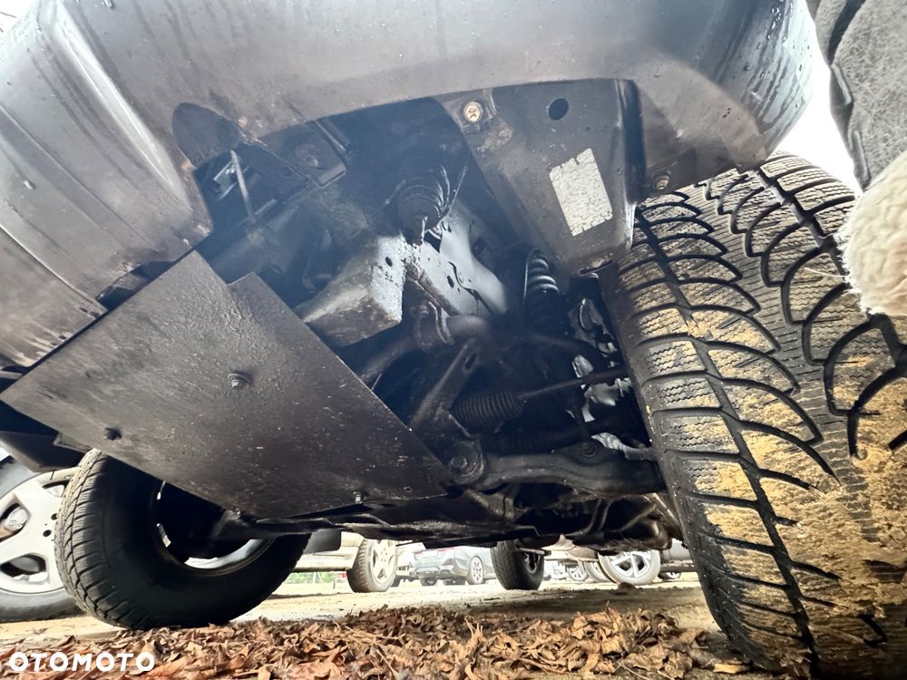 Toyota Land Cruiser 3.0 D Sol - 9