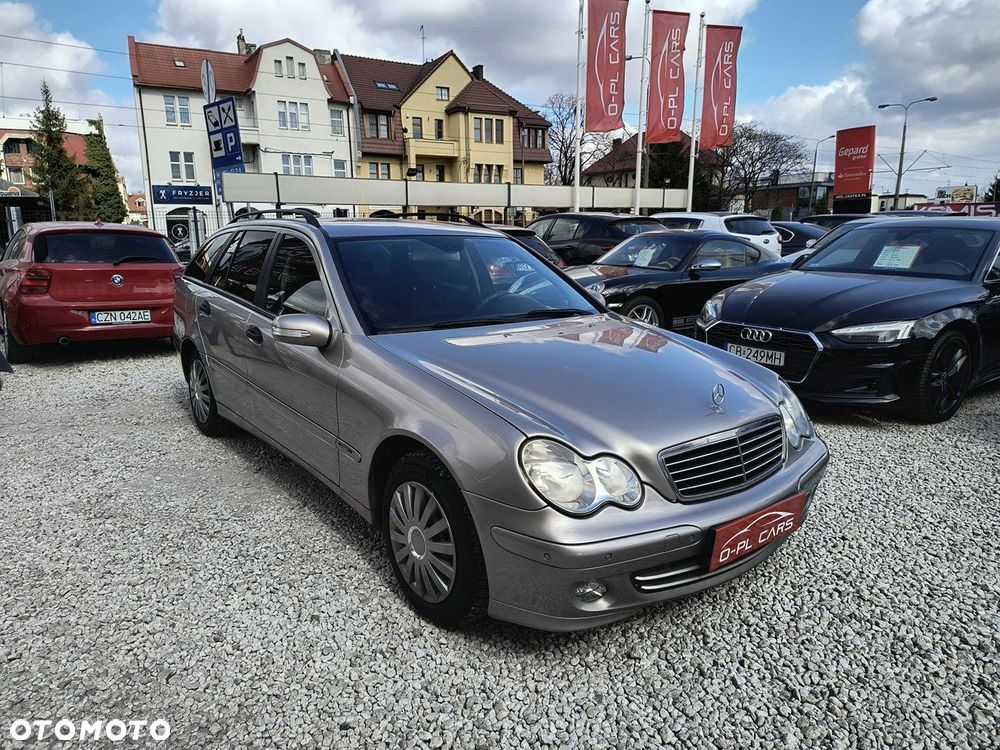 Mercedes-Benz Klasa C 200 CDI Classic - 4