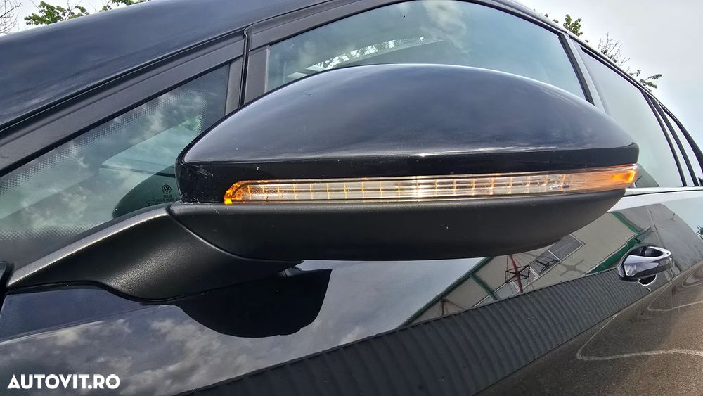 Volkswagen Golf 1.6 TDI BMT Highline - 14
