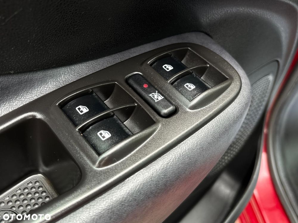 Fiat 500L 1.4 16V Urban Edition - 14