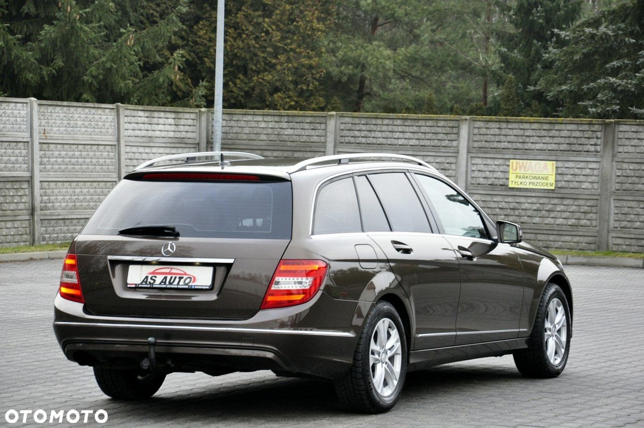 Mercedes-Benz Klasa C 180 T CDI DPF (BlueEFFICIENCY) Elegance - 39