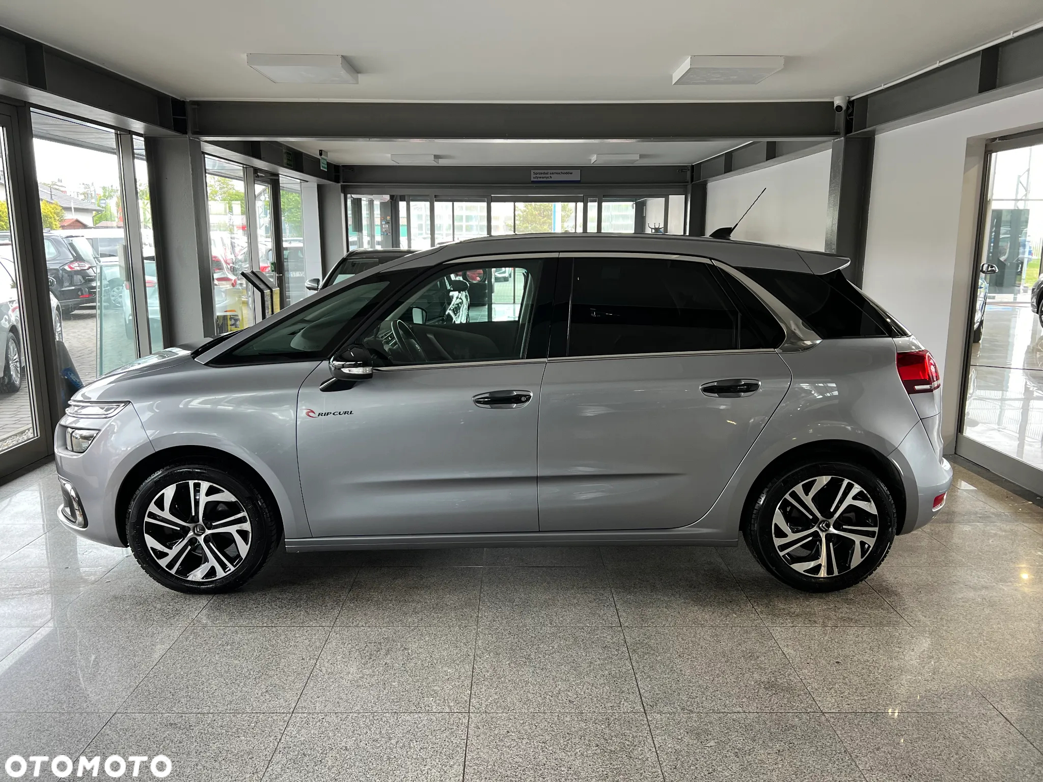 Citroën C4 SpaceTourer 1.2 PureTech Shine S&S EAT6 - 9