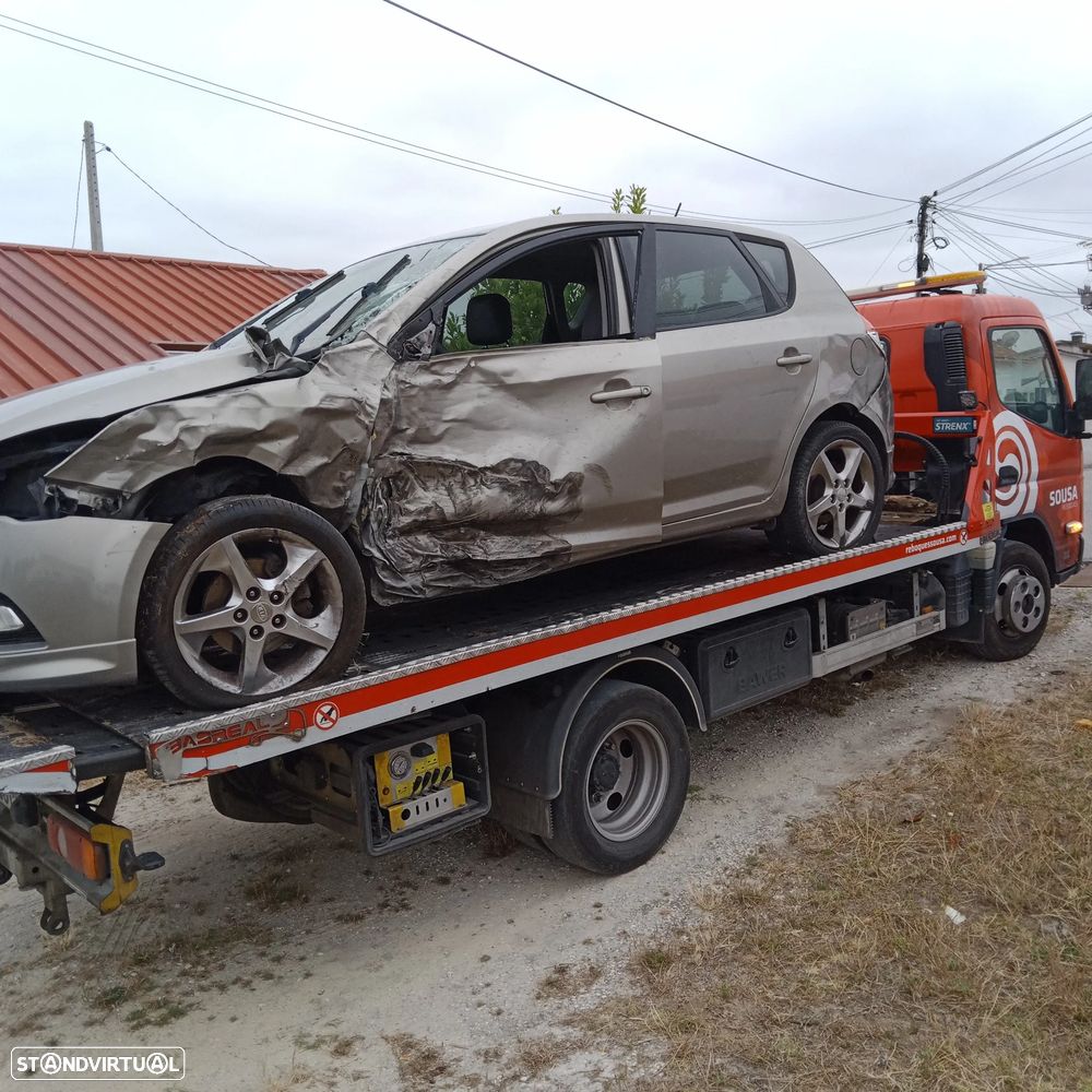 Kia Ceed 1.6 CRDi LX - 1