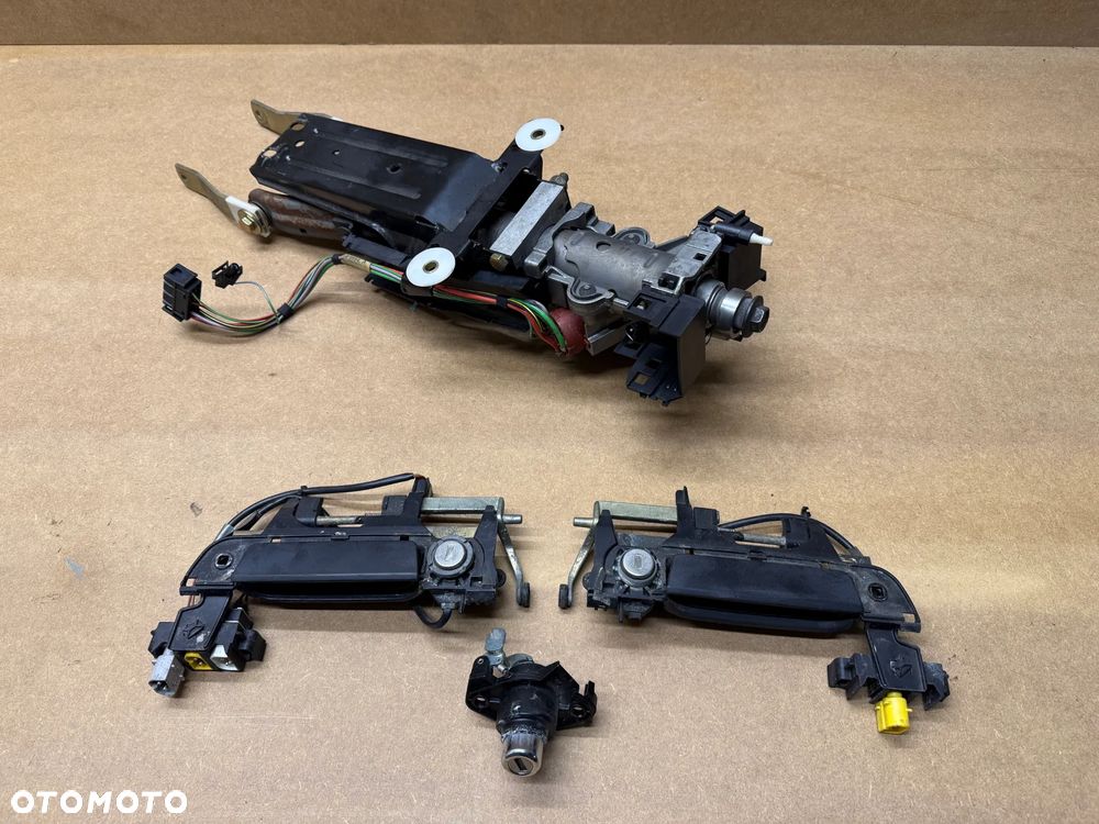 STACYJKA BMW E34 E32 LIFT ZESTAW WKŁADEK KLAMKI KLUCZYK KLAMKA LEWA PRAWA ZAMEK TYŁ KLAPY M60 540i 740i V8 RARYTAS - 12