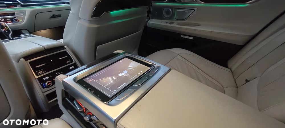 BMW Seria 7 730d xDrive - 7