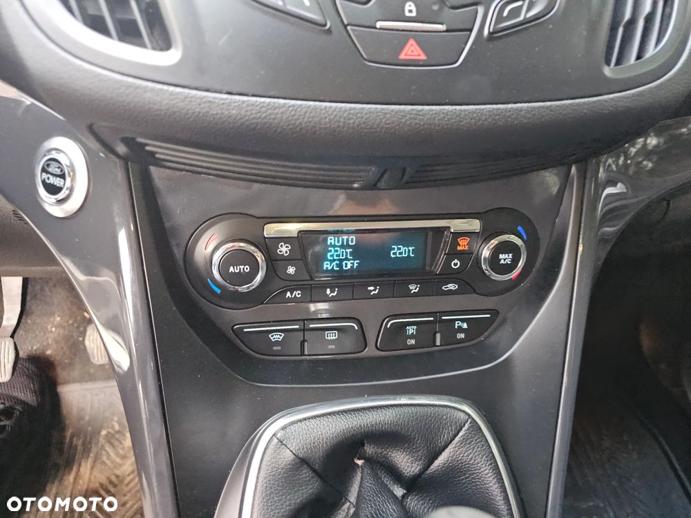 Ford Kuga - 18