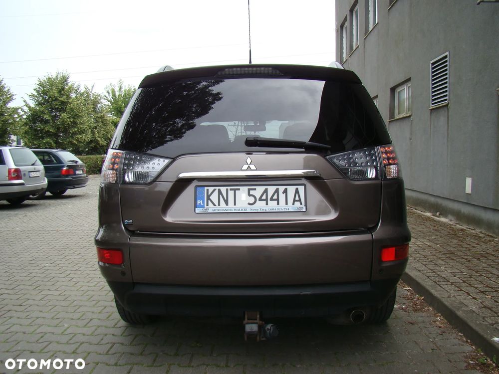 Mitsubishi Outlander 2.0 Intense + 2WD EU5 - 8