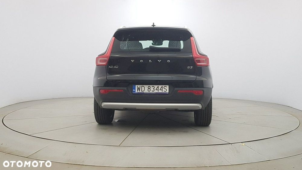 Volvo XC 40 - 6