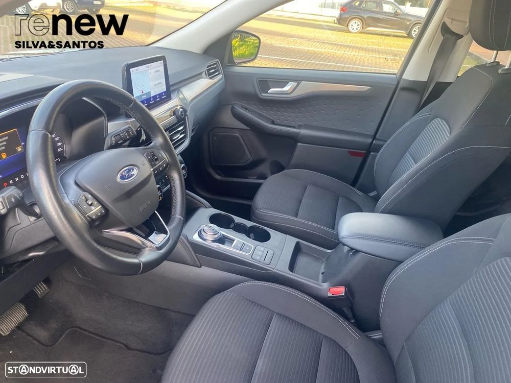 Ford Kuga - 23