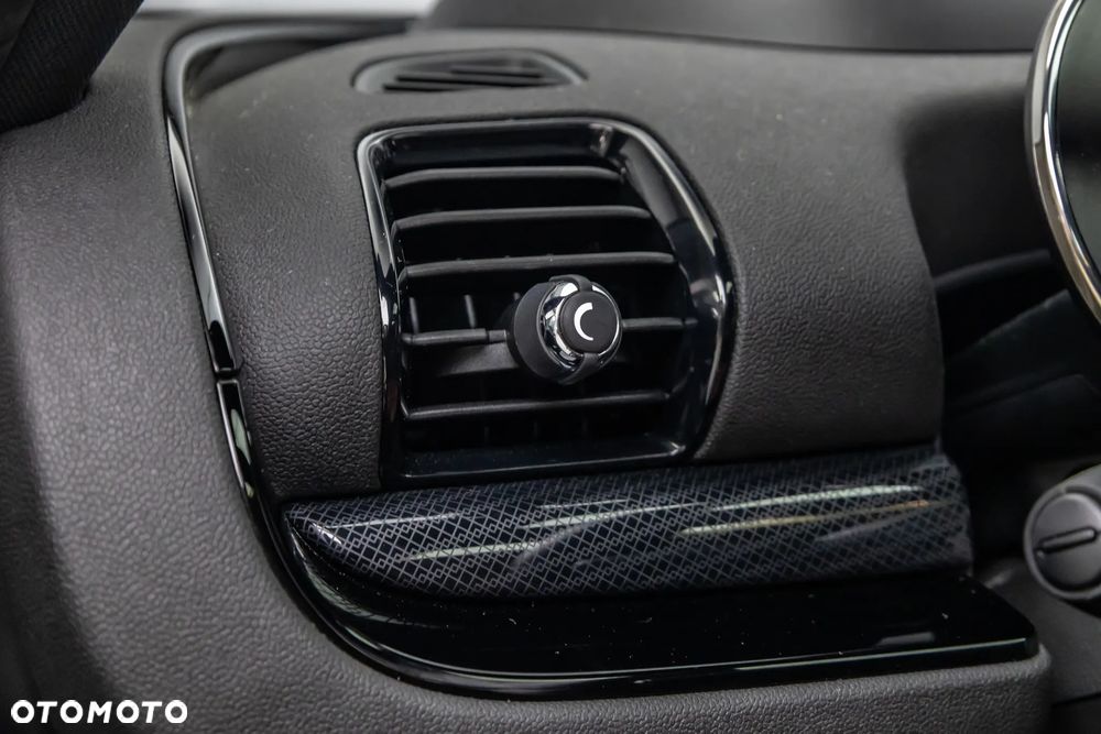 MINI John Cooper Works - 22