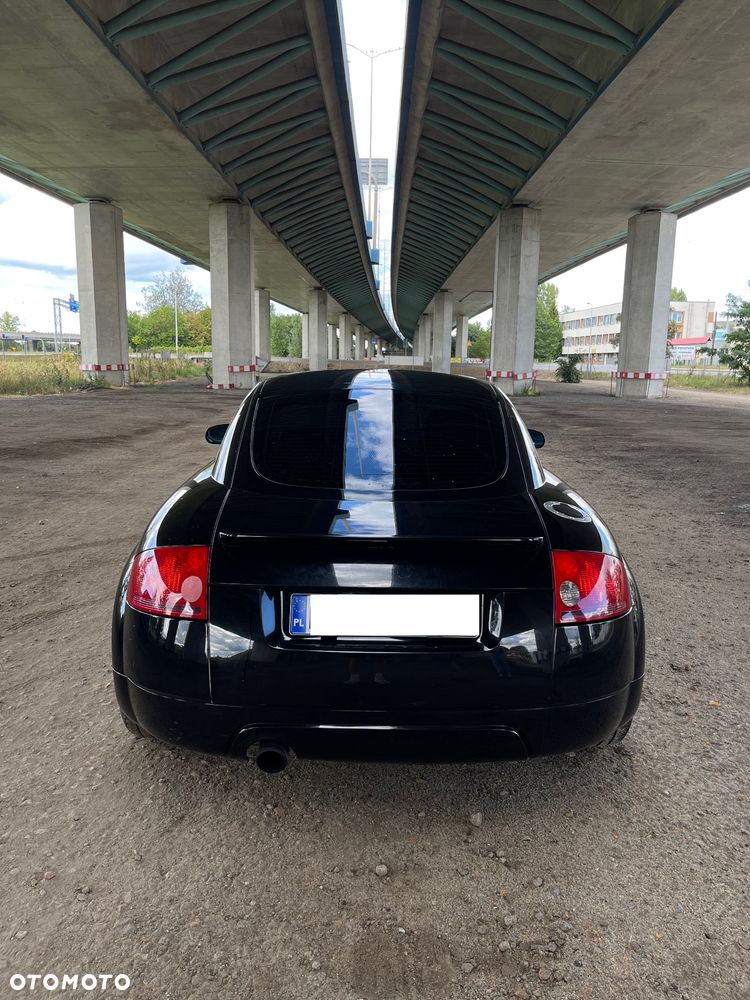 Audi TT Coupé - 13