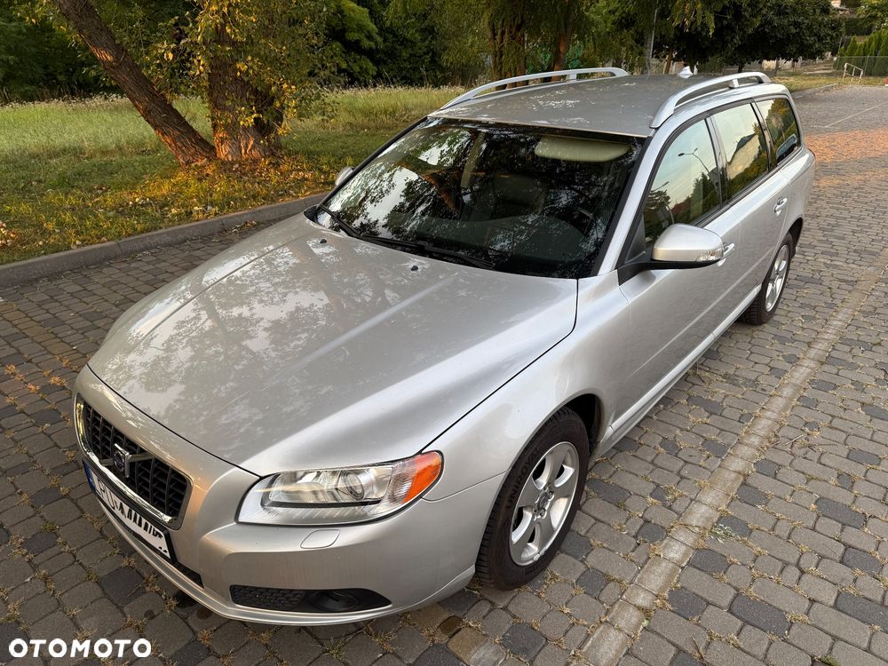 Volvo V70 2.0D Momentum - 10