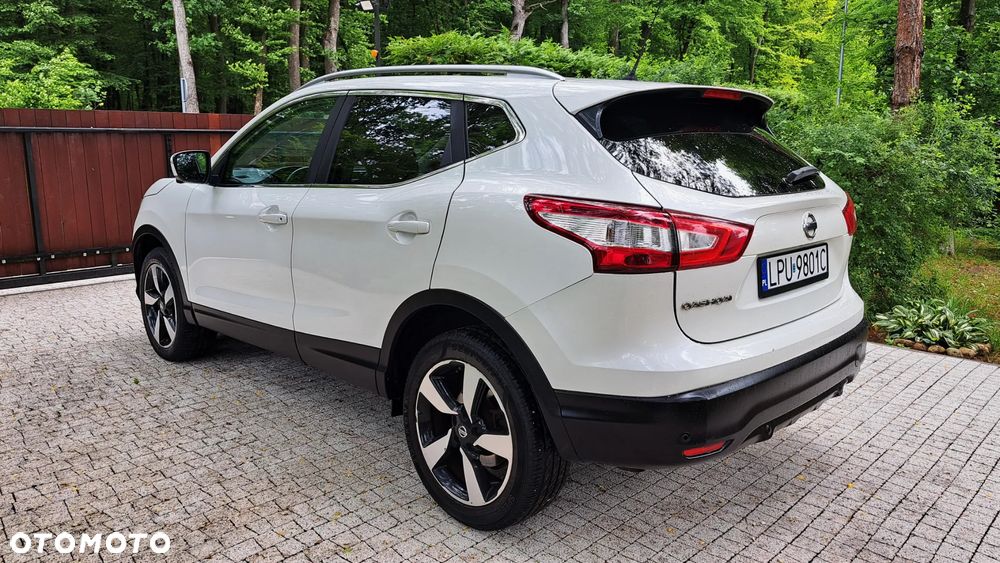 Nissan Qashqai 1.6 dCi Tekna S&S - 4