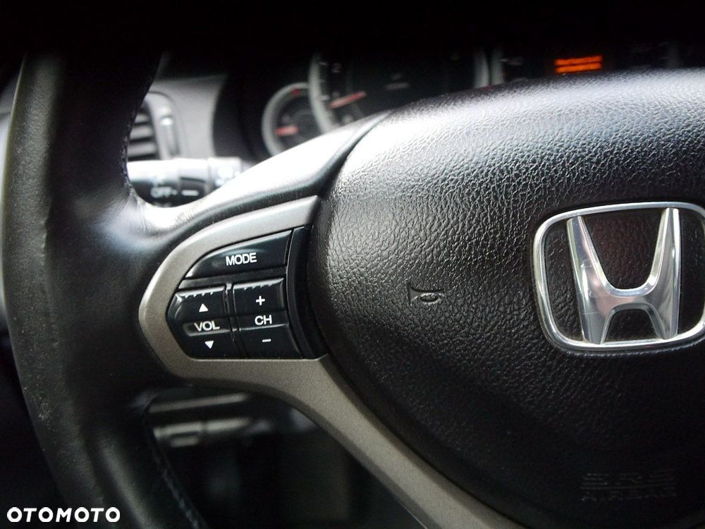 Honda Accord 2.0 S - 29