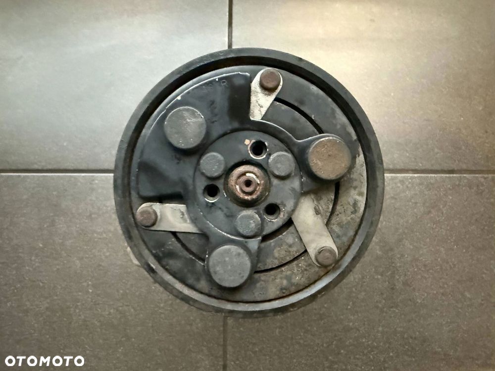 KOMPRESOR KLIMATYZACJI FORD SD7V16 6M2H19D629AA - 3