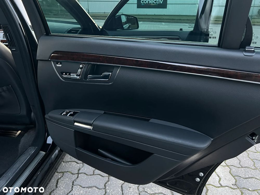 Mercedes-Benz Klasa S 400 Hybrid L - 15