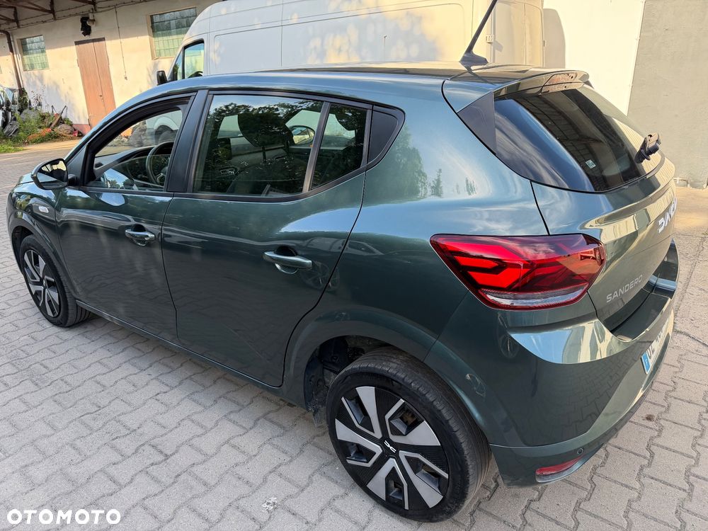 Dacia Sandero - 4