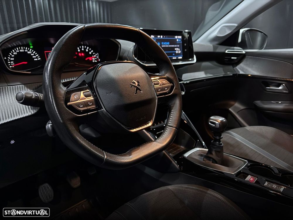 Peugeot 208 1.2 PureTech Allure Pack - 14