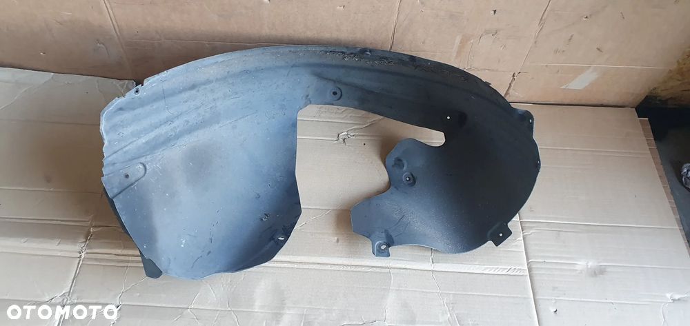 Nadkole prawy przód przednie prawe Audi A3 8P 8P0821172C - 1